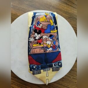 Vintage Disney Mickey tie Atlas